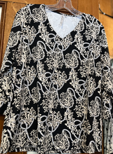 Load image into Gallery viewer, LuLu B 3/4 Sleeve V-Neck Shirt with SPF50 Sun protection and Coolant in Fabric