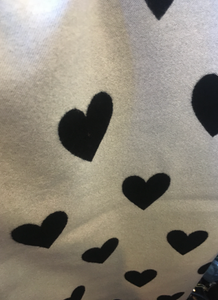 Reversible Heart Scarf in Black or White