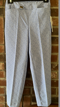 Load image into Gallery viewer, LuluB Capris with 6 Way Stretch and Cooling Effect
